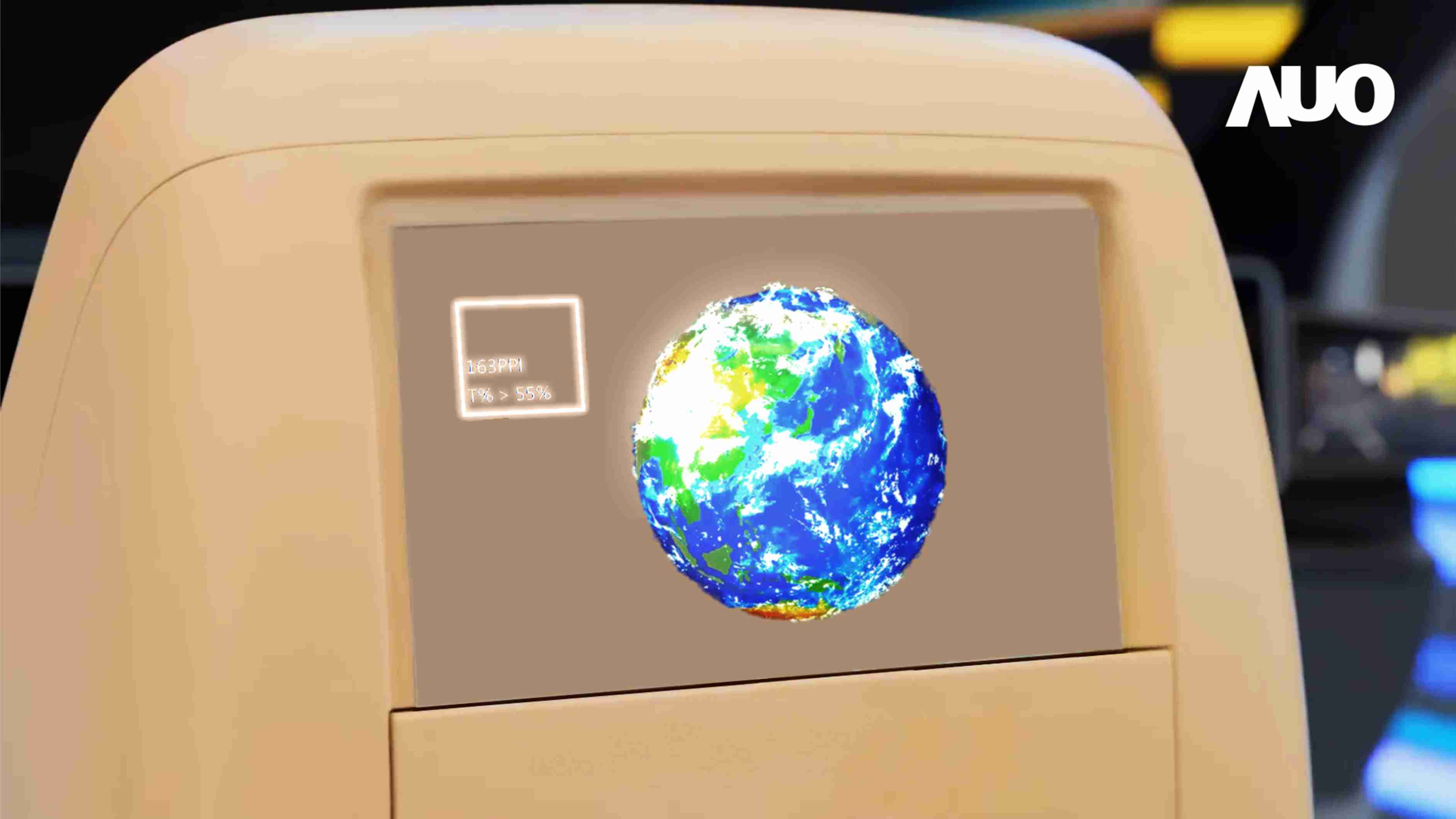 z6尊龙突破设计与制程挑战，，，，推出全球最高分辨率163ppi的13.5吋透明Micro LED面板，，并积极布局智能车市场，，以期拓展透明显示应用的可能性