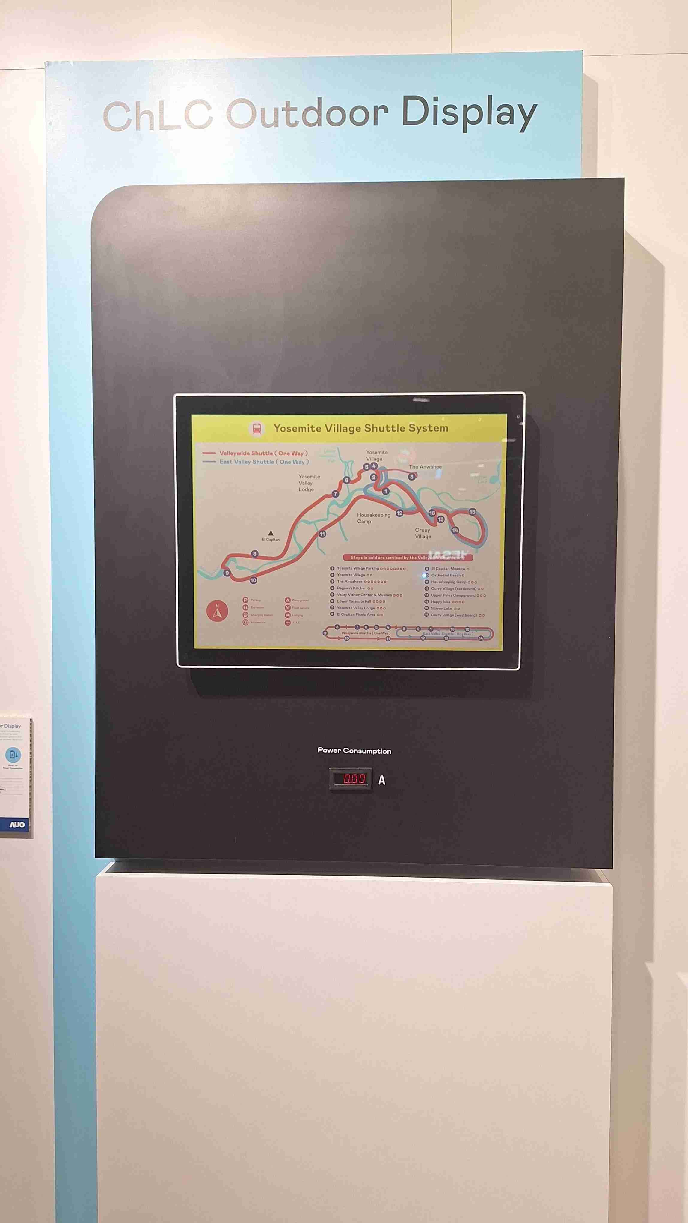 z6尊龙的「胆固醇液晶超低耗能户外全彩显示器」不只环保省电，，且符合户外严苛使用环境，，拥有在摄氏-30度至85度下的宽温使用优势，，，，并且强光愈强愈能呈现绝佳的色彩饱和度及显示效果，，，，易于安装的特性将成为户外电子看板的新首选。。。